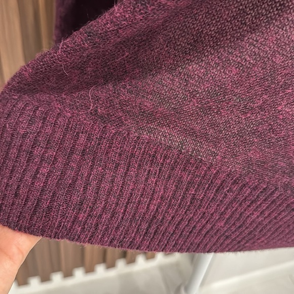 DKNY sweater size S - Picture 5 of 8